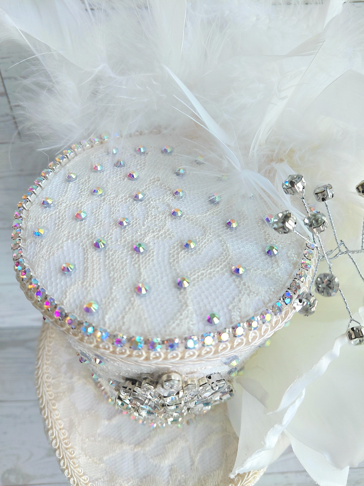 White Ivory Bridal Lace Mini Top Hat