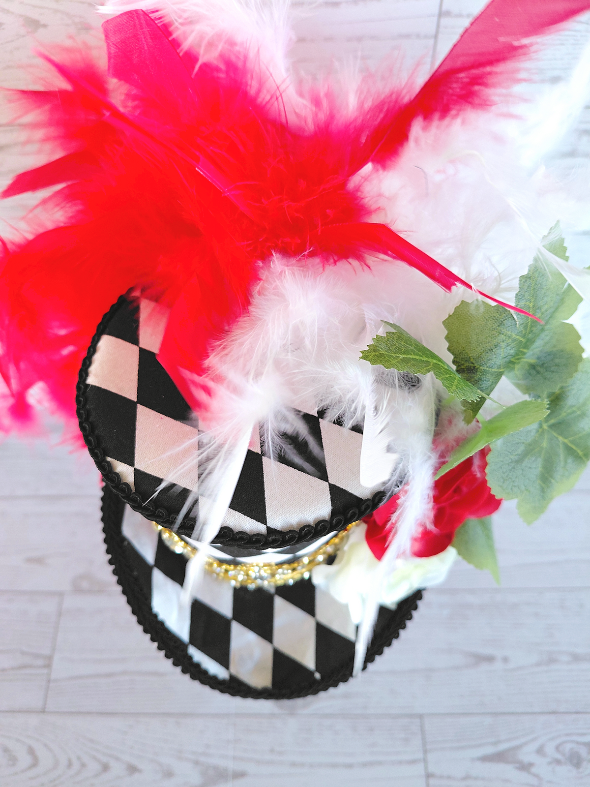Harlequin Queen of Hearts Mini Top Hat